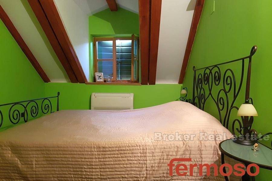 2015-78-Croatia-Property-Renovated_stone_house_for_sale6