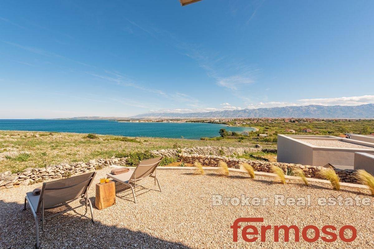 003-2018-254-island-pag-villa-with-pool-and-sea-view-for-sale