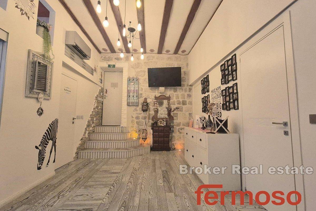 006-2047-18-Dubrovnik-Luxury-apartment-in-the-city-centre-for-sale