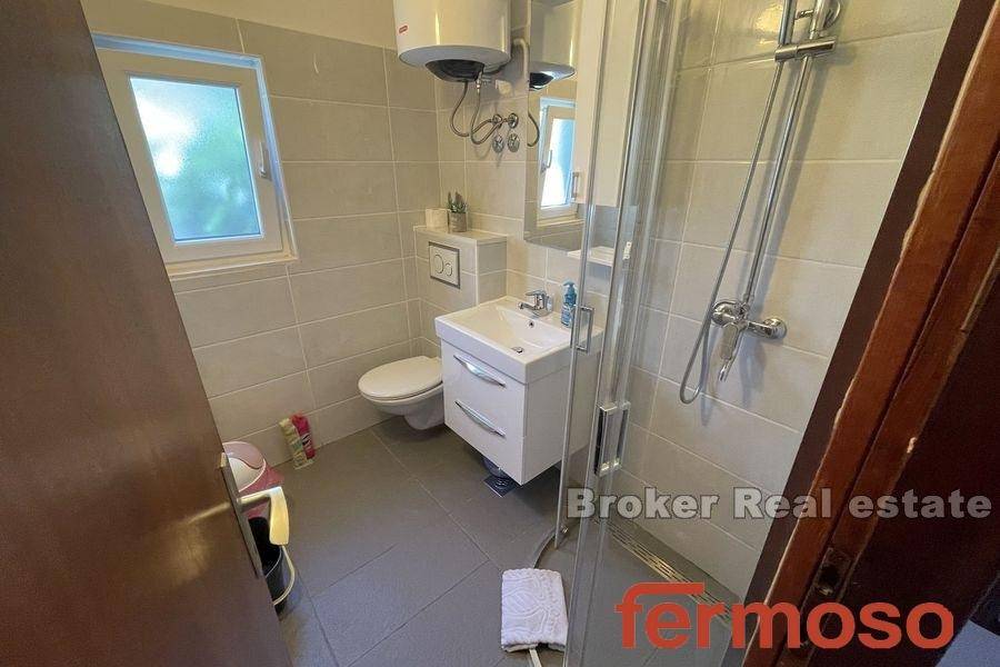 2022-329-016-2022-329-Rogoznica-apartment-house-in-an-exceptional-location-for-sale