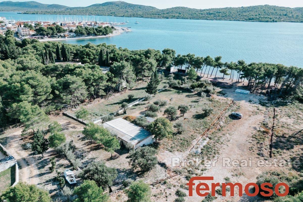 004-2035-147-Sibenik-Resort-by-the-sea-for-sale