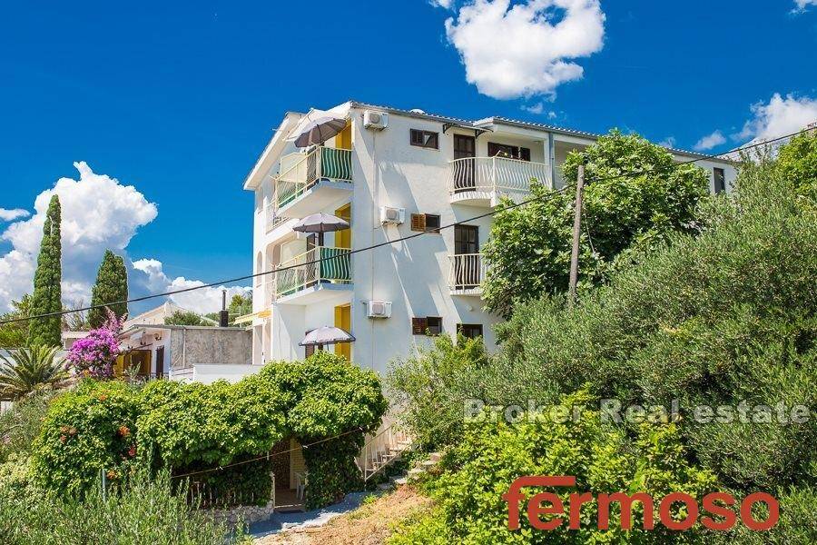 2022-195-06-2022-196-Omis-area-house-sea-front-for-sale