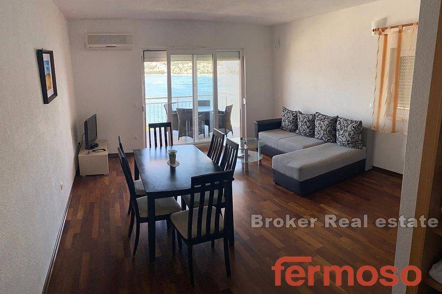 2030-67-002-2030-67-Ciovo-One-bedroom-apartment-with-a-sea-view-for-sale