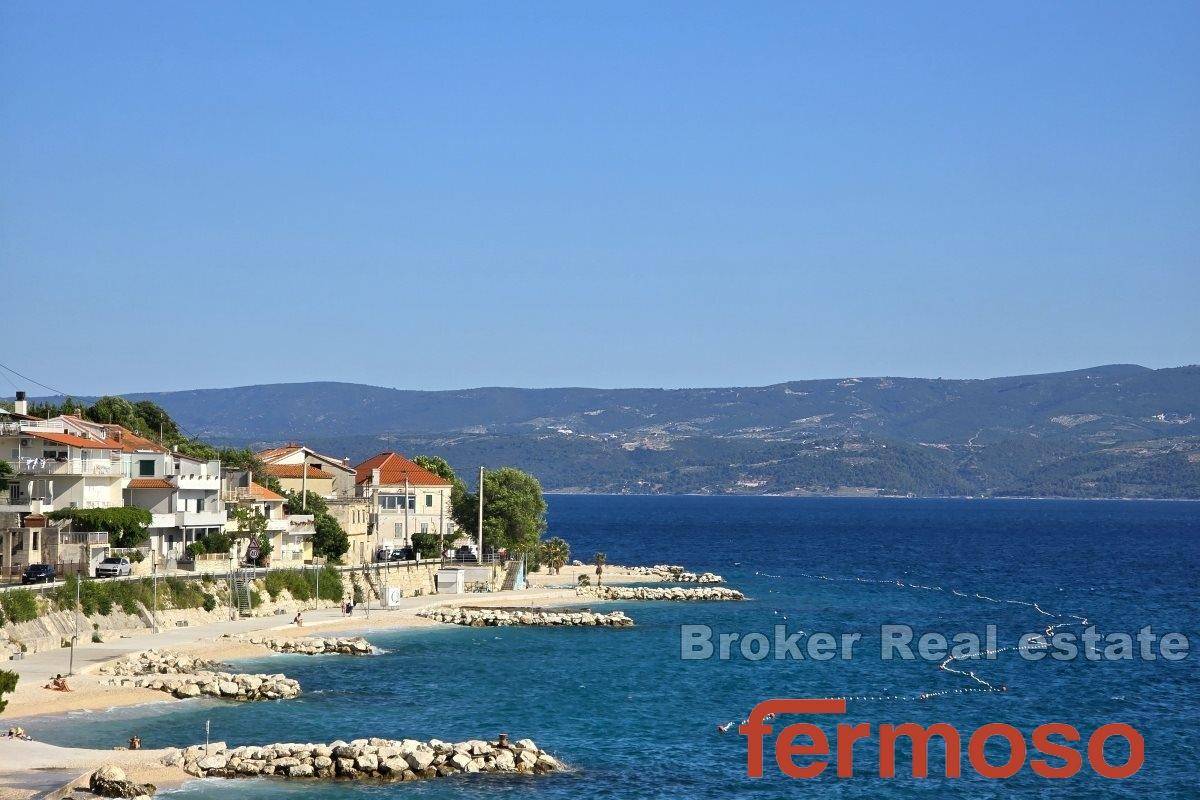 019-2029-76-Omis-Apartment-house-in-the-first-row-to-the-sea-for-sale