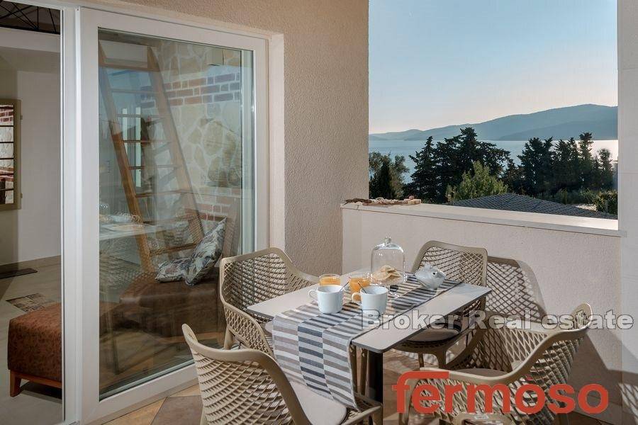 2030-43-003-2030-43-Trogir-house-with-sea-view-for-sale