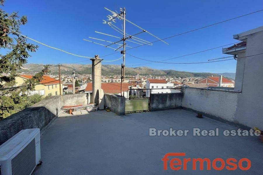 2035-118-005-2035-118-Trogir-house-near-city-centre-for-sale