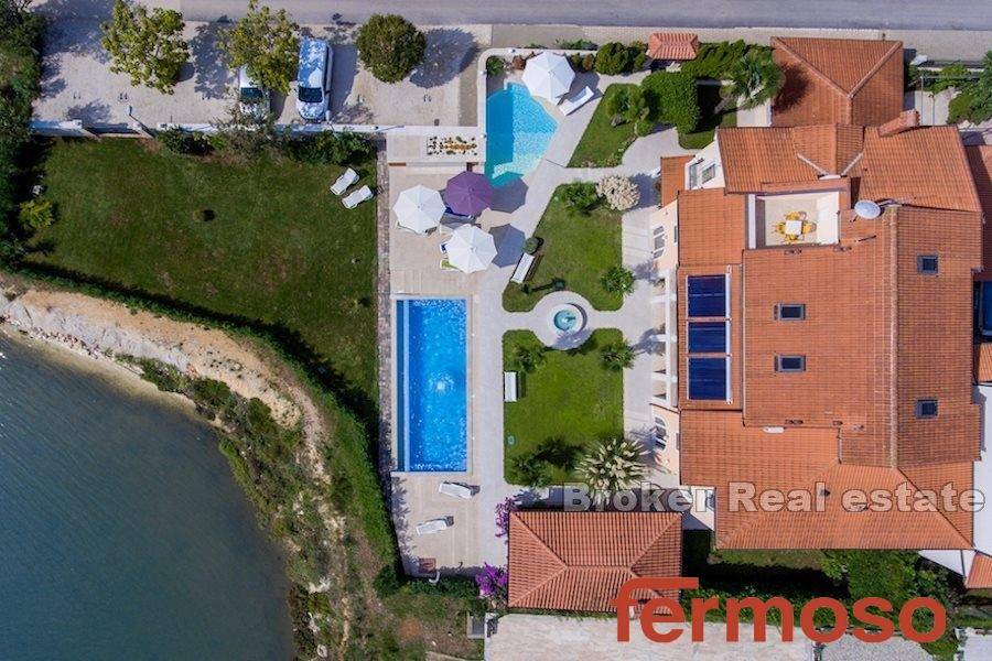 2026-106-020-2026-106-Pula-Apartment-house-with-pool-and-a-sea-view-for-sale