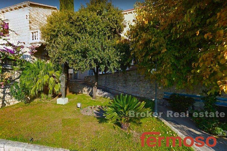 2021-134-002-2021-134-island-brac-stone-villa-for-sale