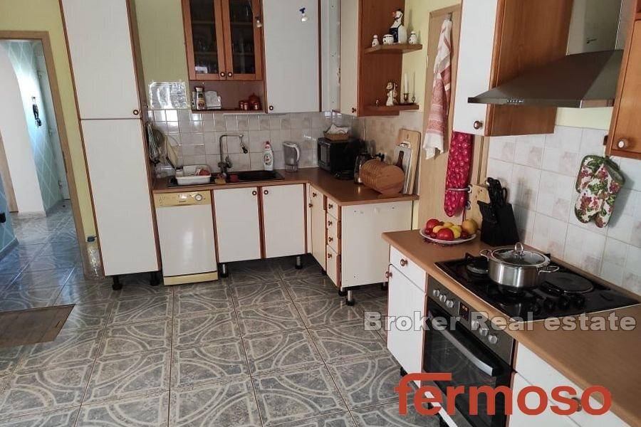 2114-04-0006-2114-04-Zadar-apartment-house-with-sea-view-for-sale