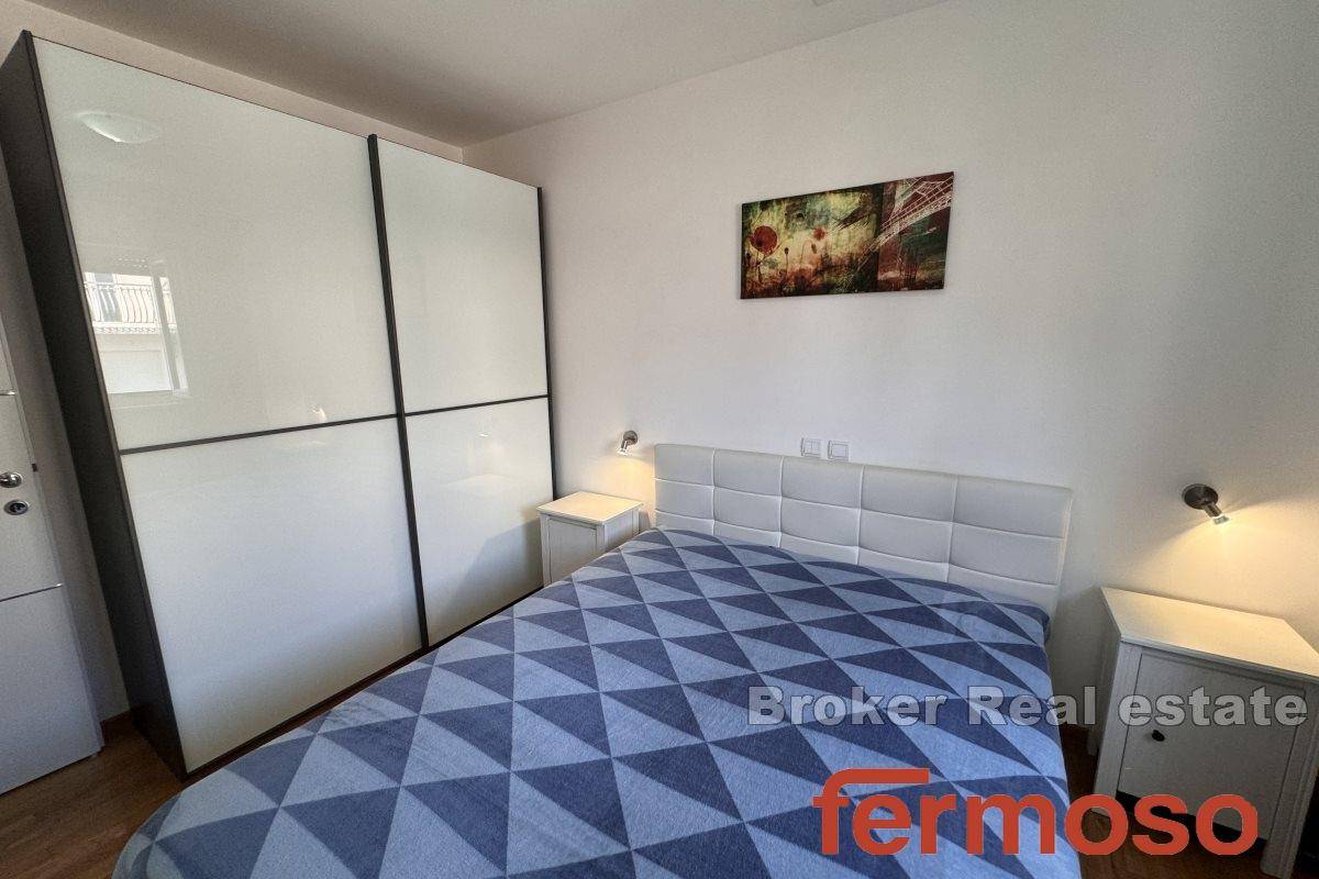 006-2036-105-Split-area-modern-decorated-apartment-for-sale