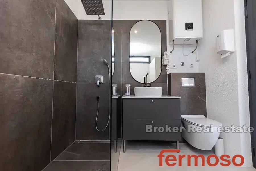 2031-99-014-2031-99-Ciovo-apartment-with-pool-for-sale