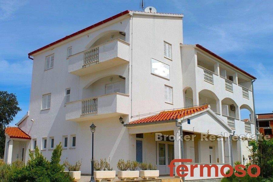 2021-40-003-2021-40-Zadar-Apartment-house-near-the-sea-for-sale