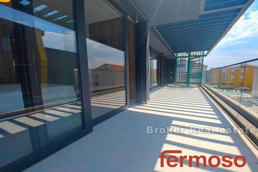 2021-351-009-2021-351-zadar-luxury-penthouse-with-pool-for-sale