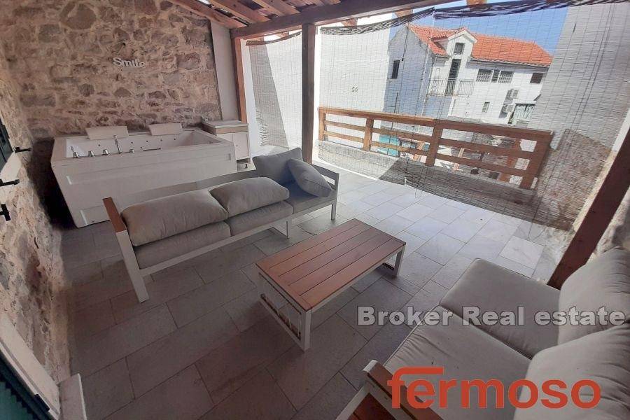 2016-552-010-2016-552-Hvar-renovated-stone-house-with-swimming-pool-for-sale