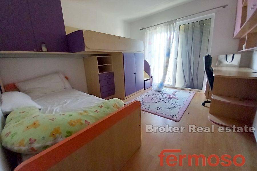 2031-81-005-2031-81-Kastela-comfortable-apartment-in-a-great-location-for-sale