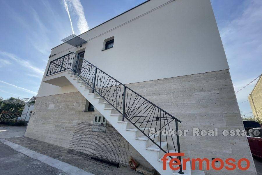 2035-116-015-2035-116-Trogir-house-with-pool-for-sale