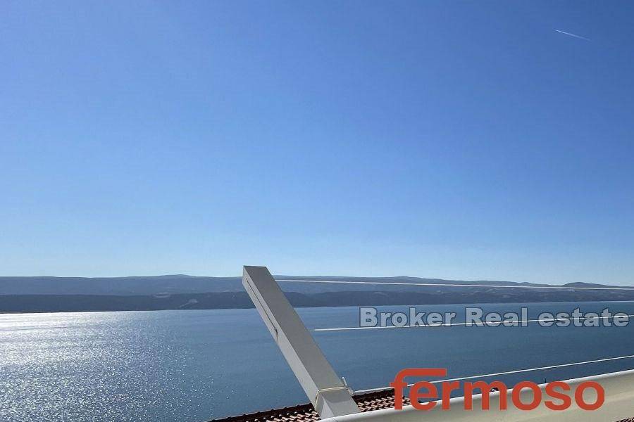 2030-44-015-2030-44-Omis-Apartment-house-with-sea-view-for-sale