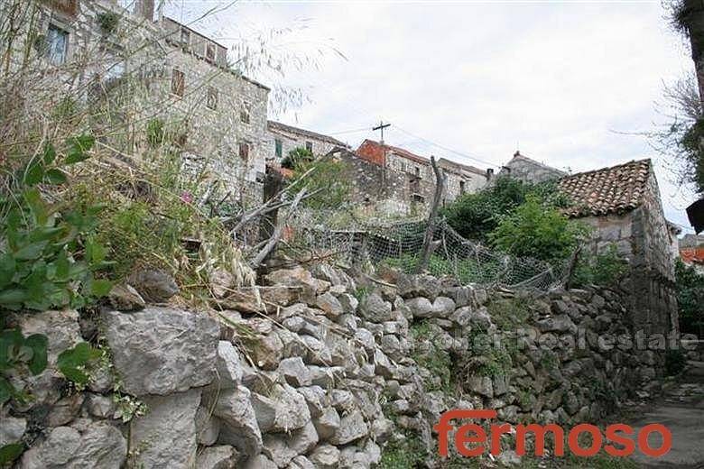 4706-30-004-4706-30-old-ruin-house-for-sale