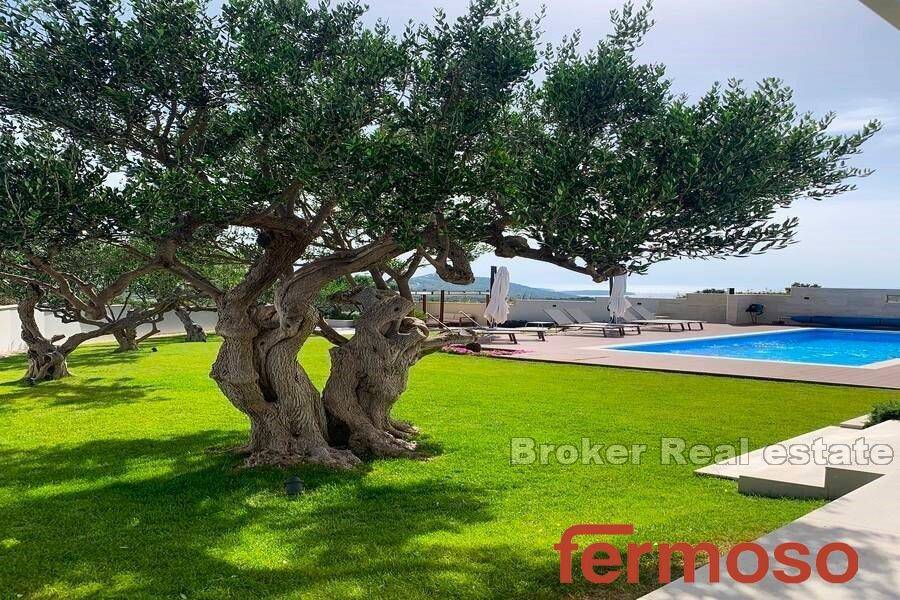 2021-322-016-2021-322-Primosten-luxury-villa-with-sea-view-for-sale1