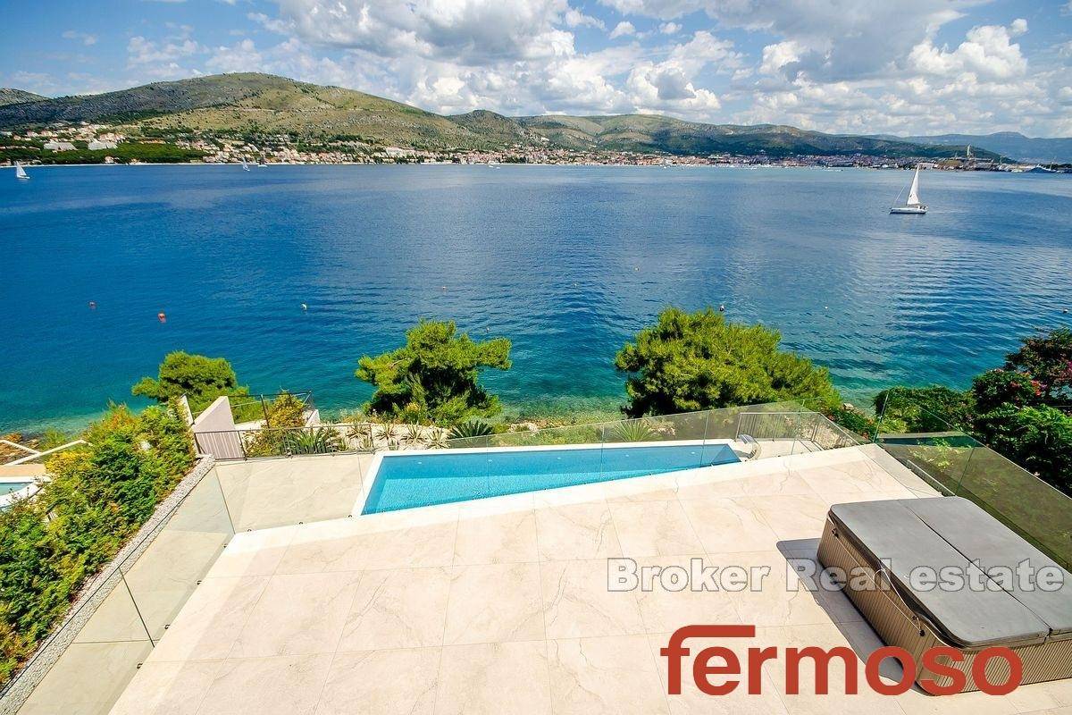 006-5030-30-island-ciovo-newly-built-villa-with-pool-for-sale