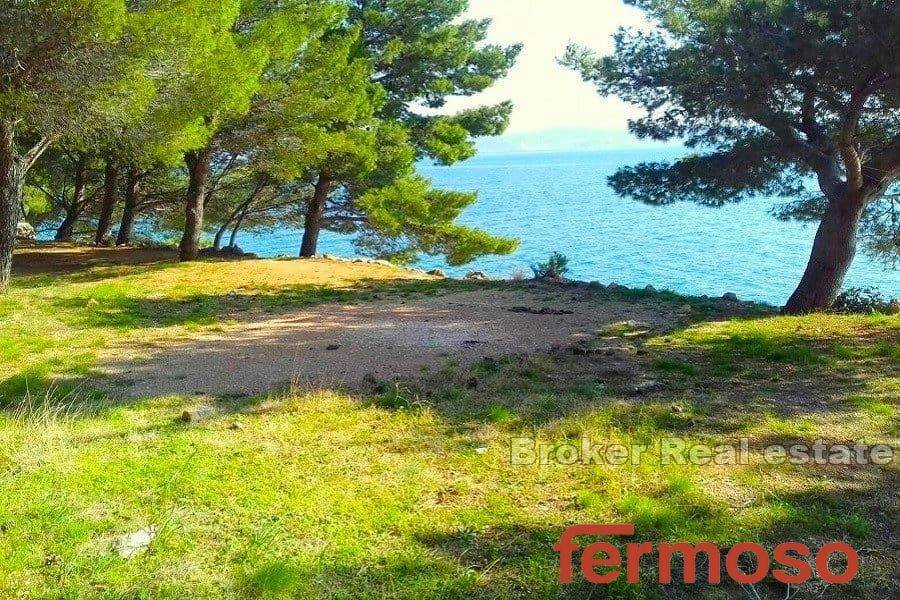 2021-323-003-2021-323-Zadar-land-first-row-to-the-sea-for-sale