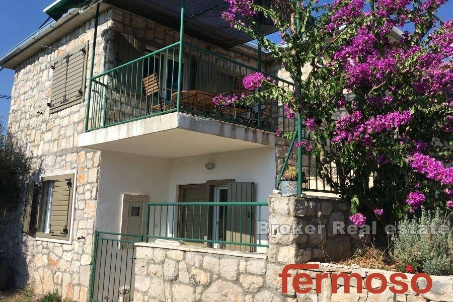 2031-101-001-2031-101-Drvenik-stone-house-with-a-sea-view-for-sale