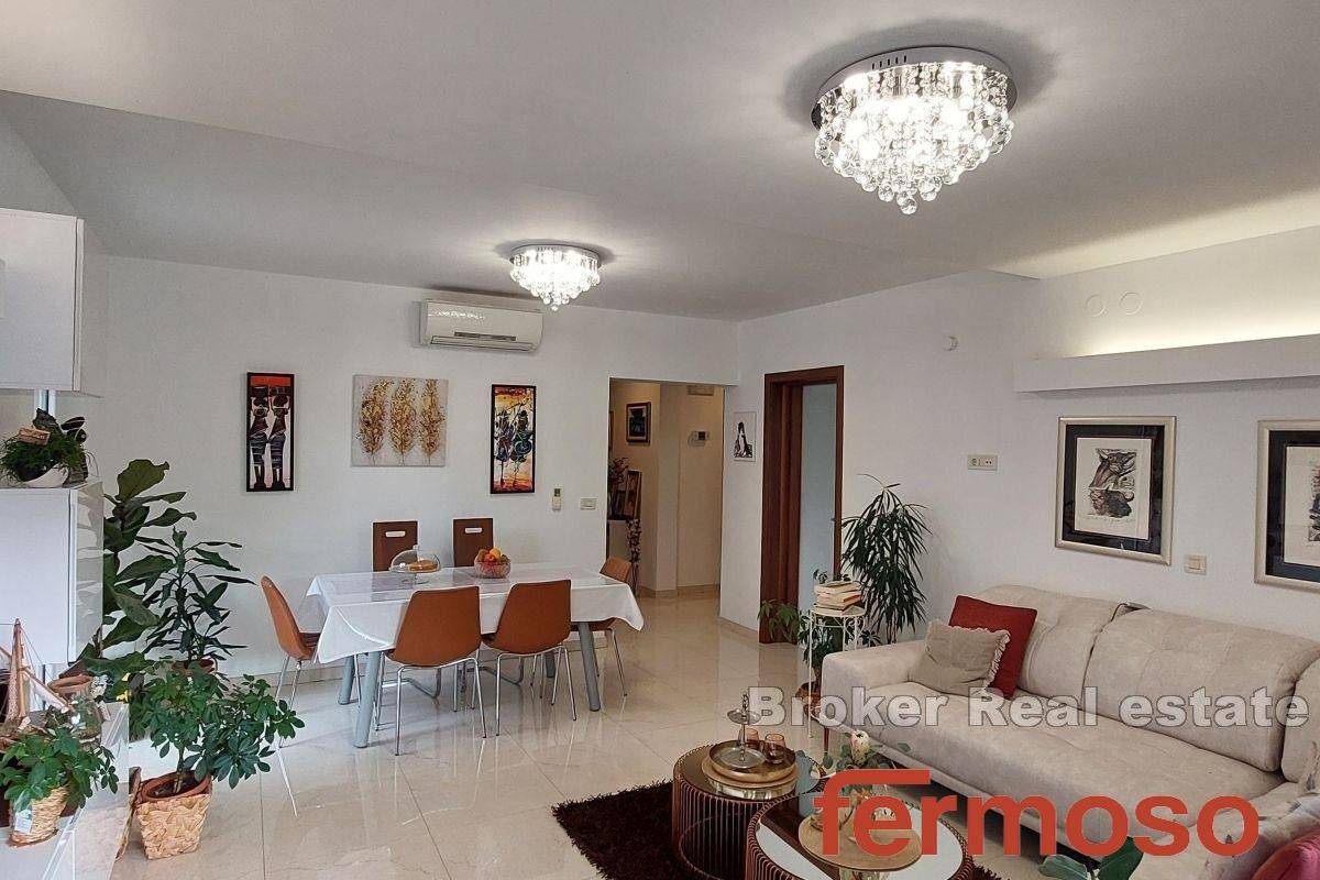 005-5295-30-Dubrovnik-Attractive-apartment-first-row-to-the-sea