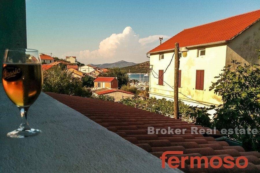 4912-30-02-4912-30-Iz-house-sea-view-for-sale2