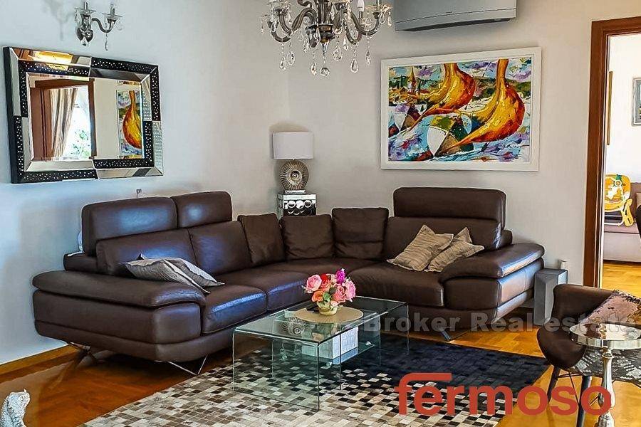 2019-83-04-2019-83-Split-area-apartment-for-sale