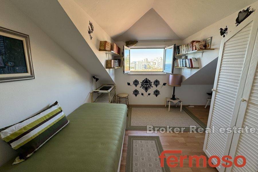 2036-88-011-2036-88-Split-Znjan-Two-bedroom-apartment-with-a-sea-view-for-sale