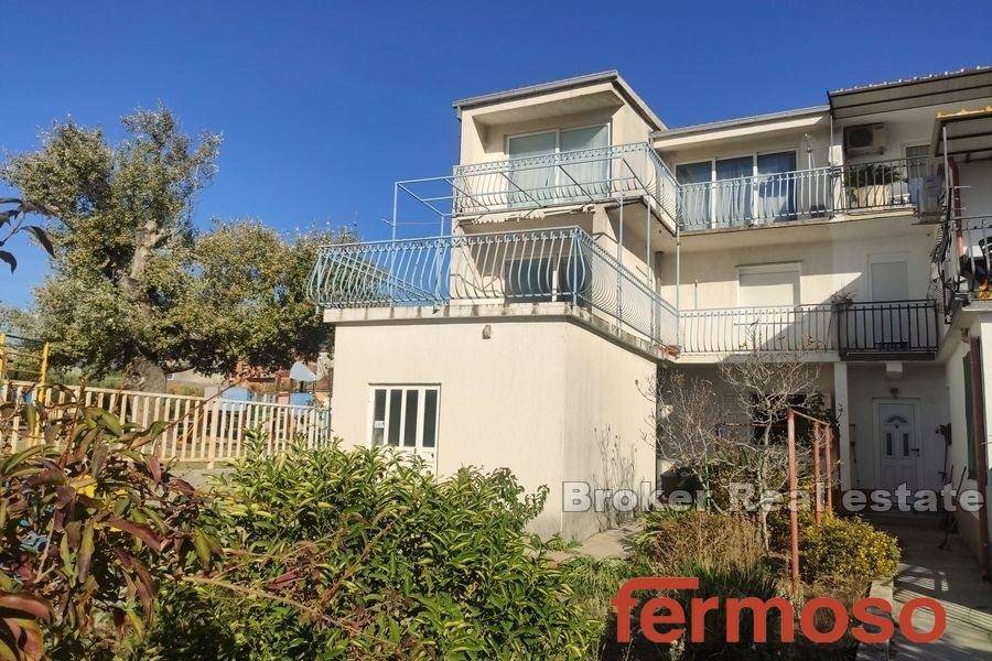 5247-30-004-5247-30-Kastela-apartment-first-row-to-the-sea-for-sale