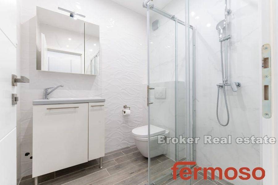 2018-236-010-2018-236-rogoznica-three-bedroom-apartment-with-pool-for-sale