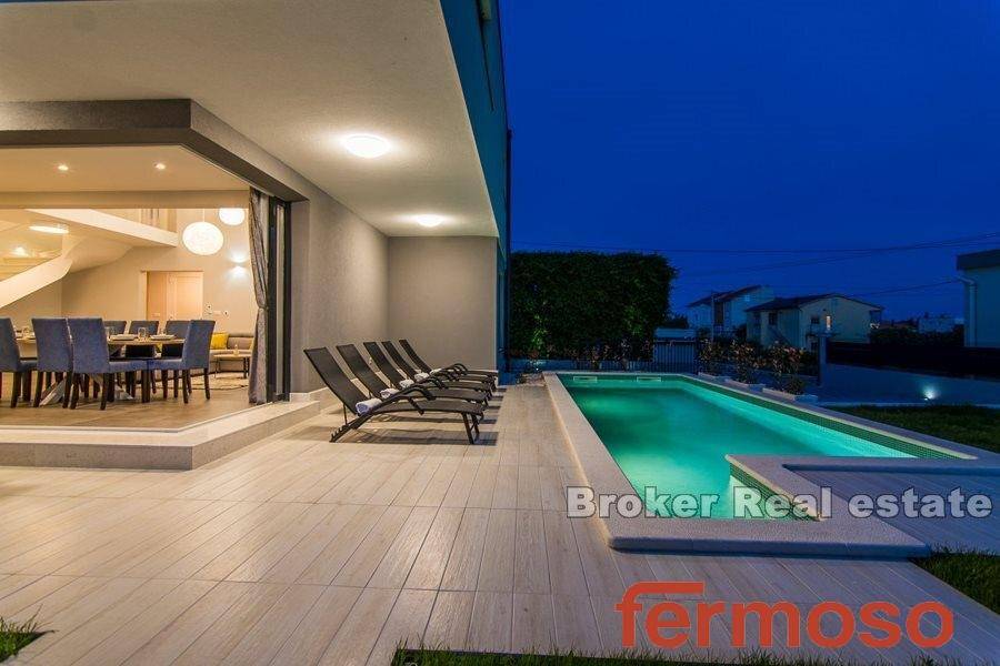 2019-88-07-2019-88-Kastela-villa-new-build-for-sale