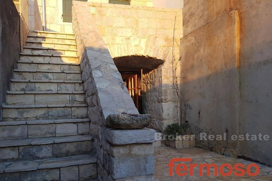 2015-78-Croatia-Property-Renovated_stone_house_for_sale11