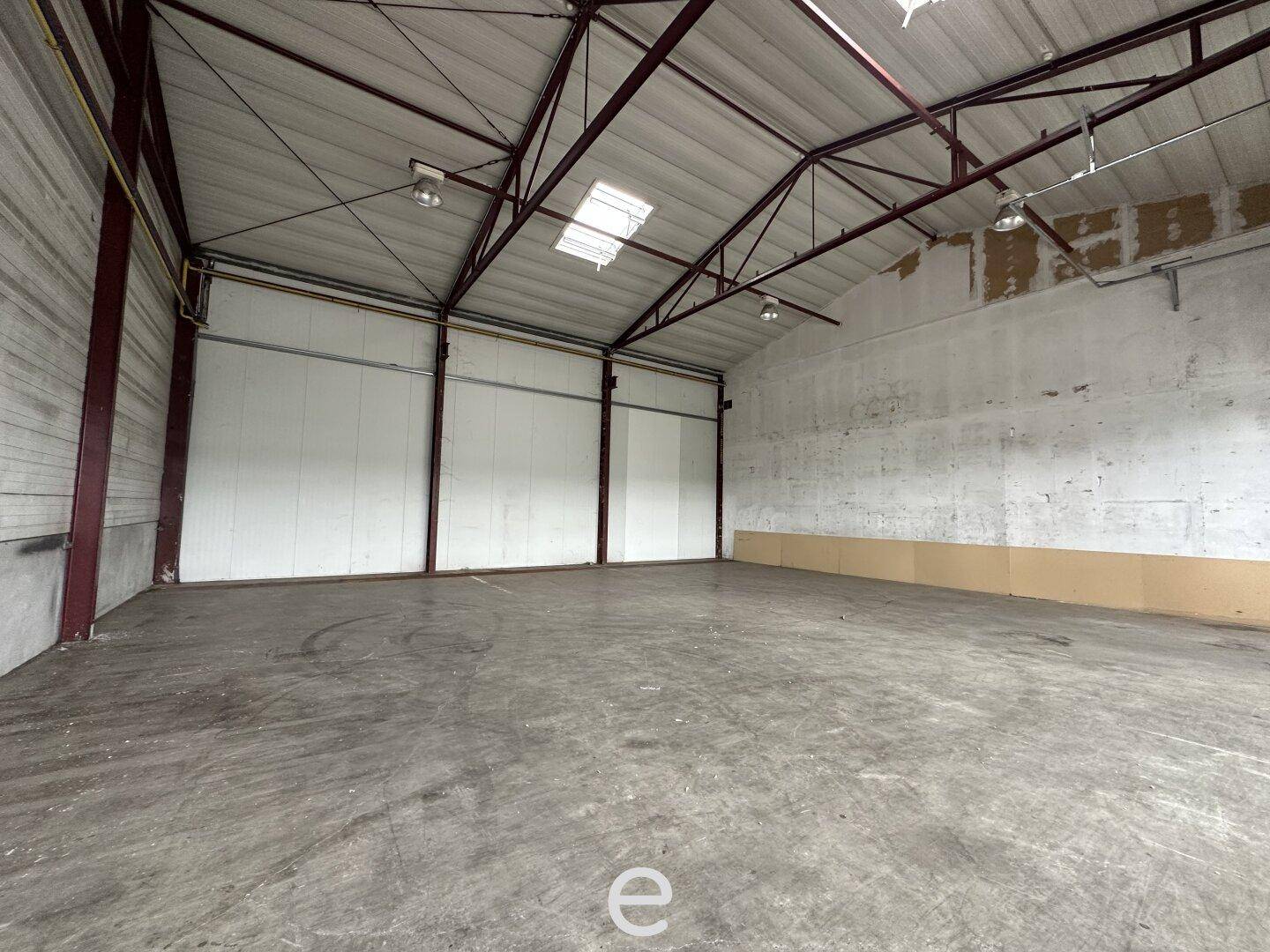 Lagerhalle und Büro in St. Pölten / Unterradlberg mit 450,00m² zu vermieten. - Ansicht 3