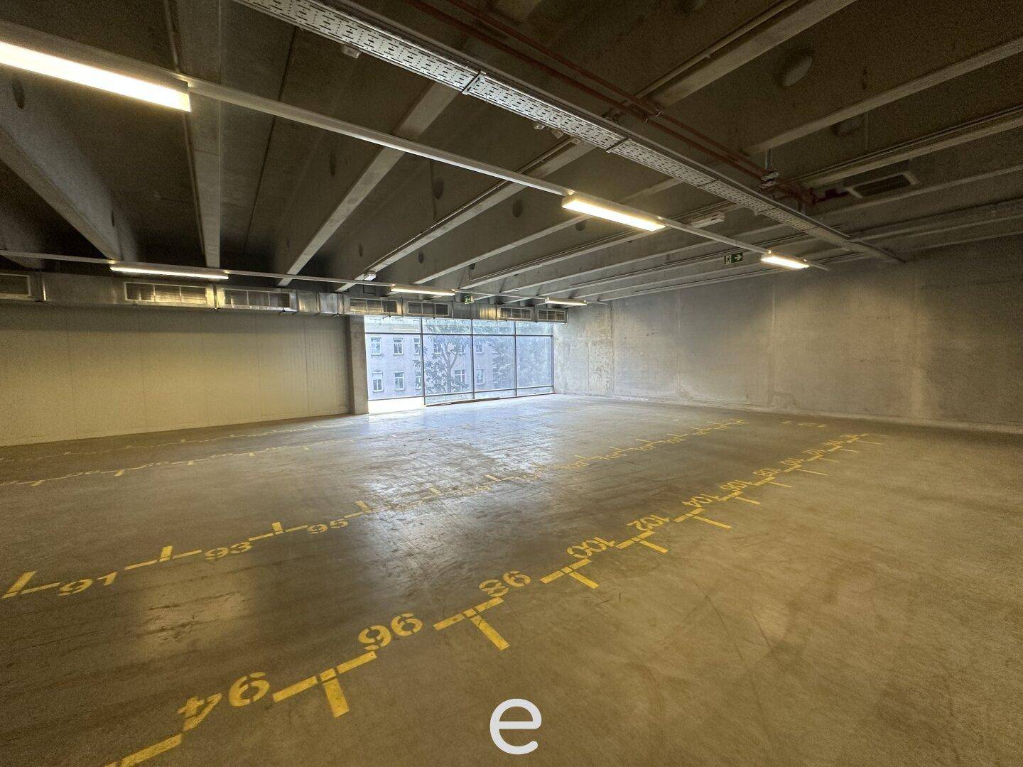 Lagerfläche in Wien ab 1073,45m² zu mieten! - Mehr