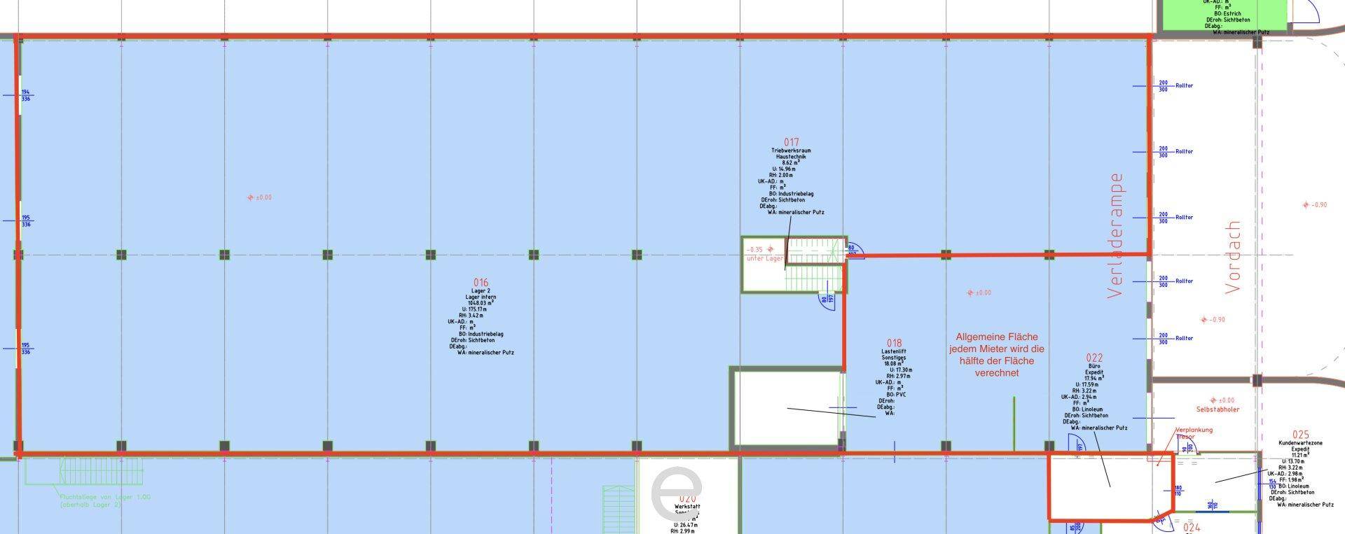 Grundriss einer großen Gewerbefläche mit Laderampe und mehreren kleineren Räumen.