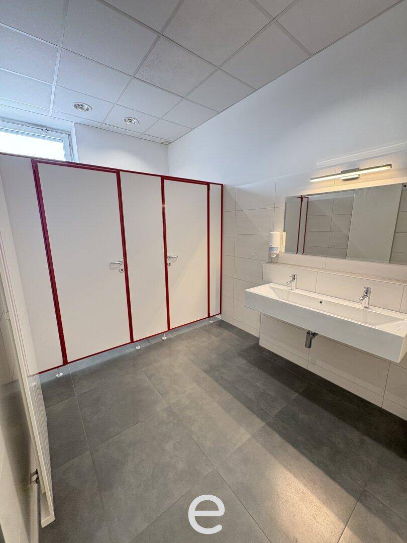 Moderne Bürofläche mit Lager-/Abstellräumen in Marchtrenk - Ansicht 5