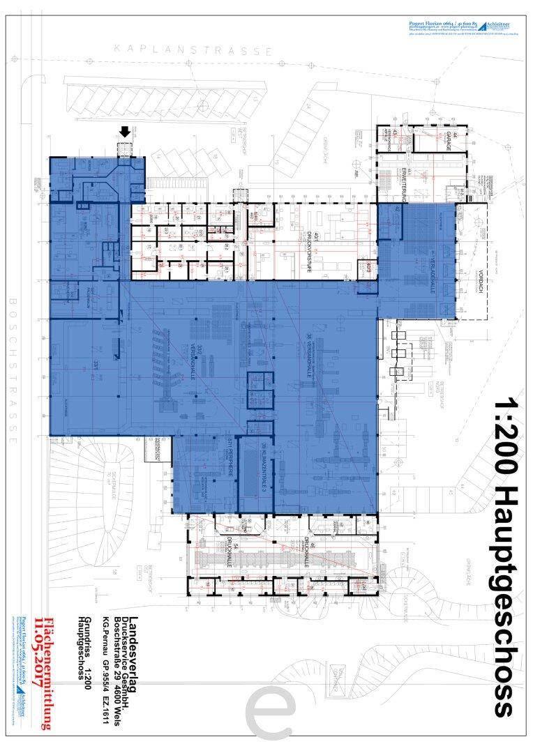 Detaillierter Grundriss des Hauptgeschosses im Maßstab 1:200, zeigt die Raumaufteilung und Flächen.