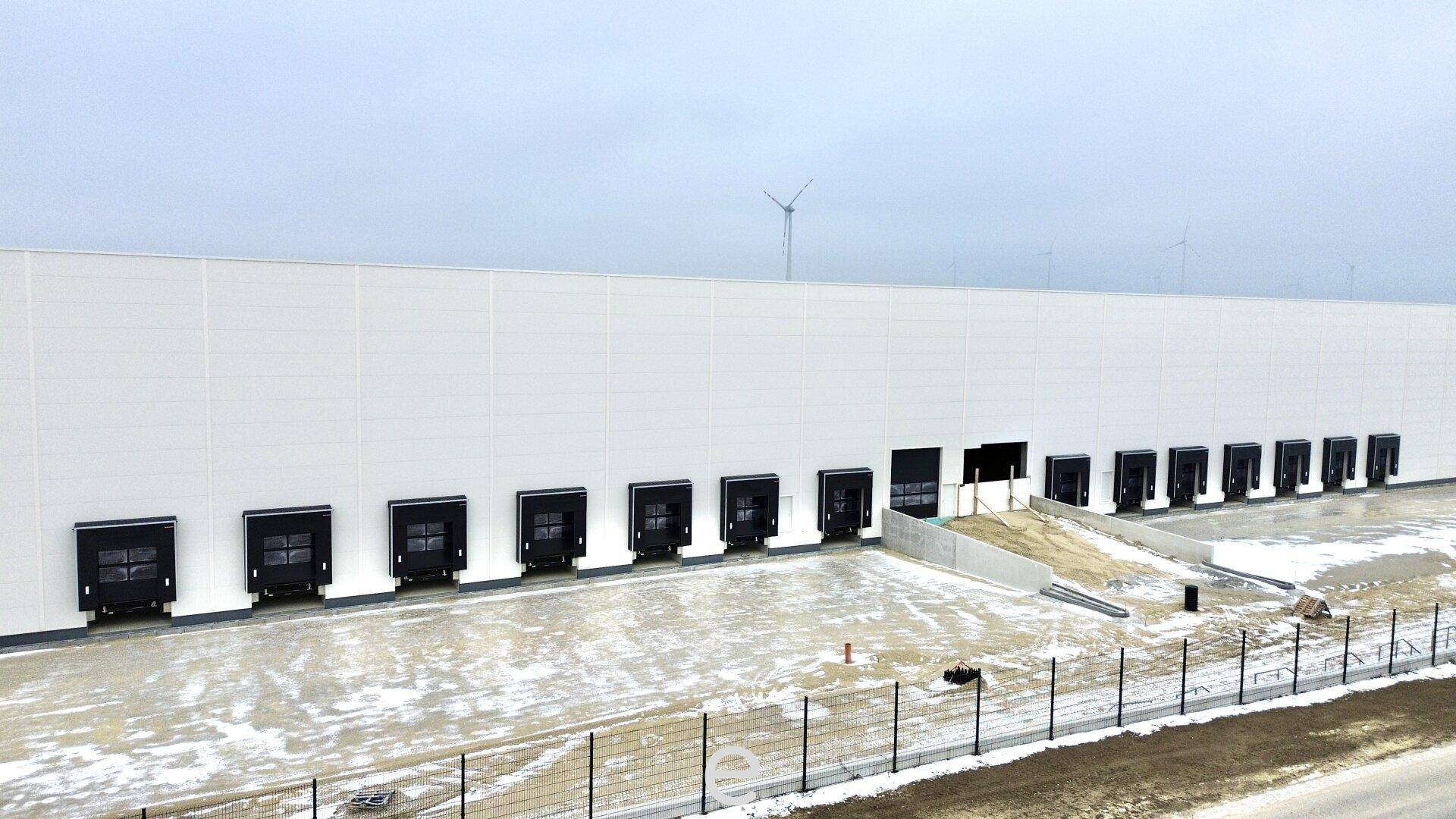 Direkt an der Grenze zwischen Österreich, Slowakei und Ungarn I Lager- und Produktionshalle ab 3.500 m² zu mieten - Ansicht 3