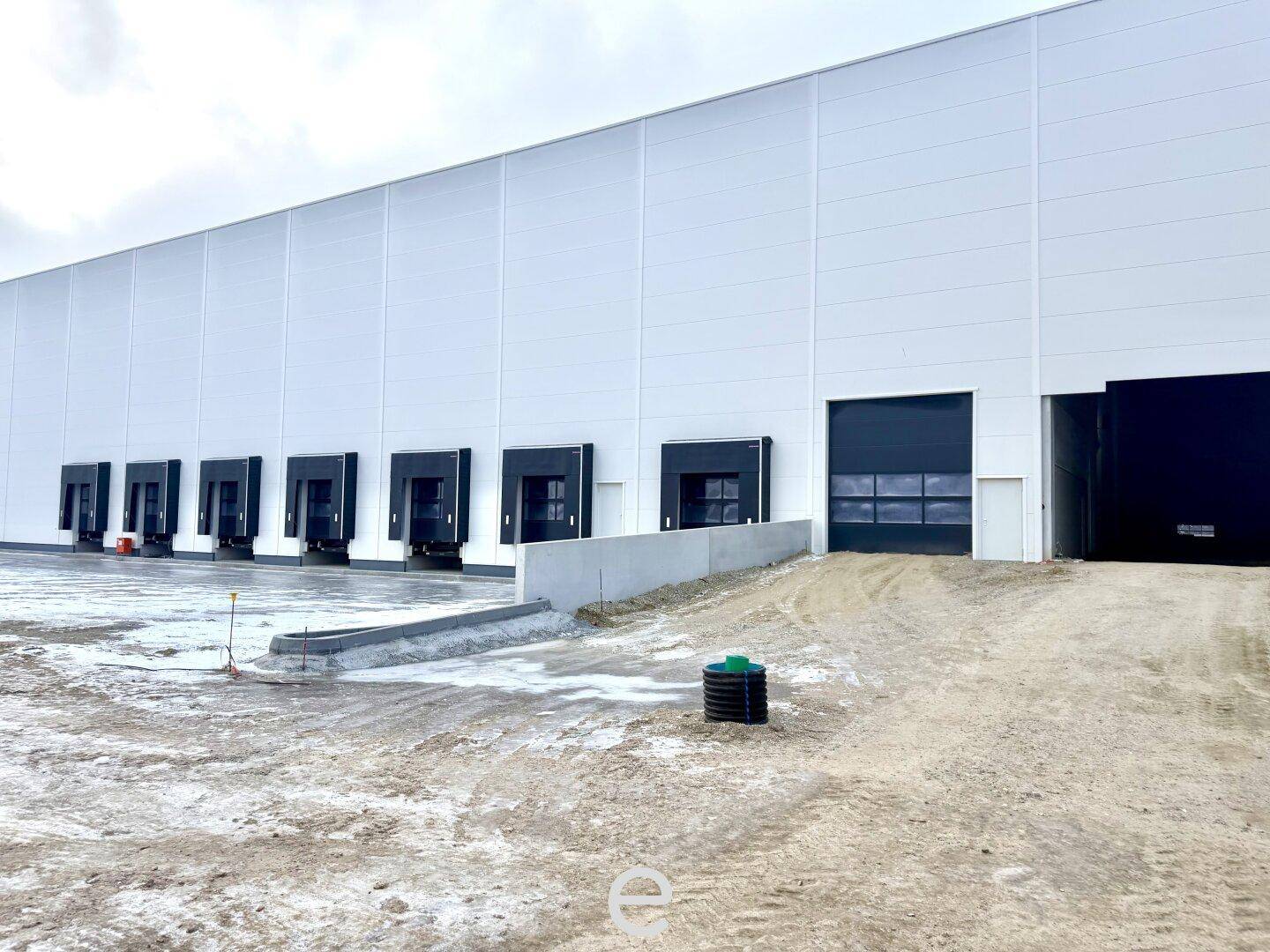 Direkt an der Grenze zwischen Österreich, Slowakei und Ungarn I Lager- und Produktionshalle ab 3.500 m² zu mieten - Ansicht 6