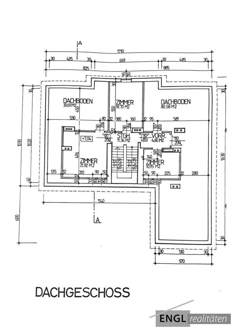 Grundriss des Dachgeschosses mit Zimmern und zusätzlichen Dachbodenflächen.