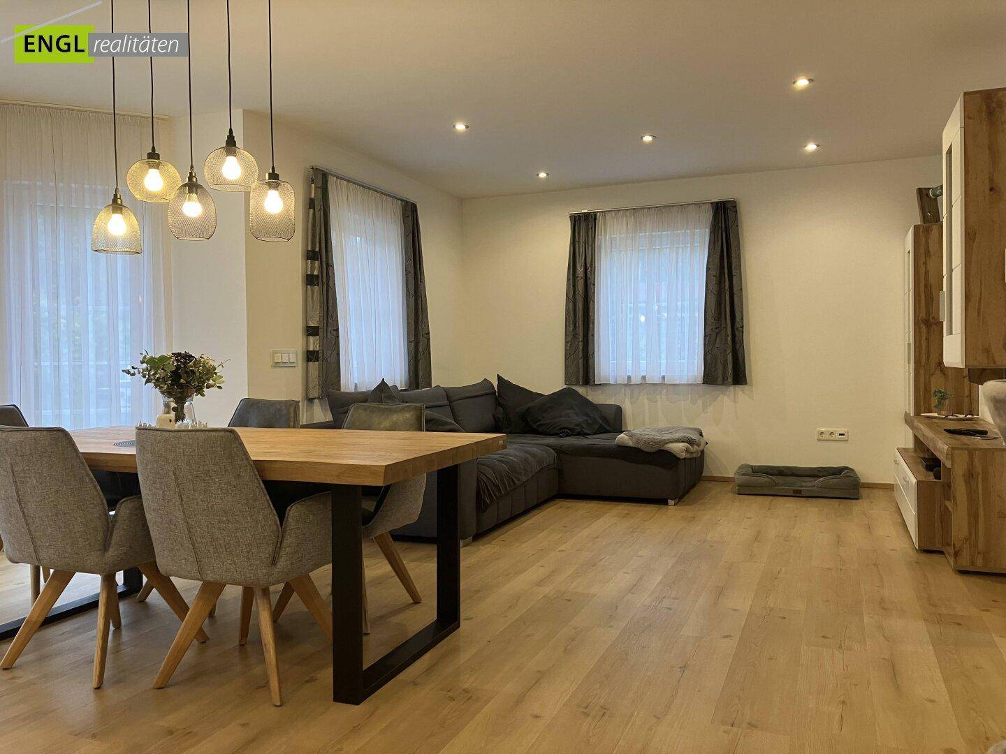 Wohn/Esszimmer