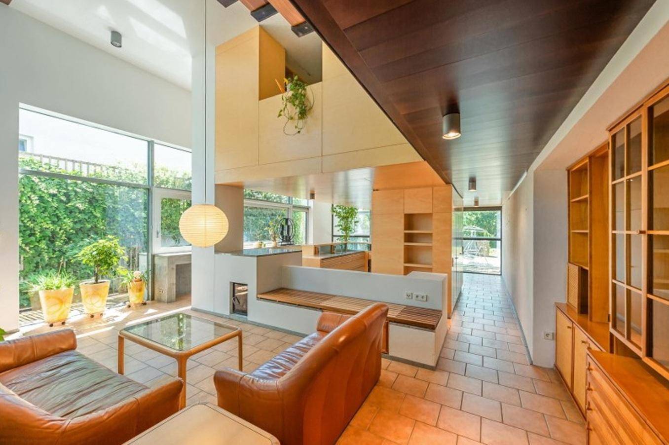 Natur Pur. Exklusiv, modern und lichtdurchflutet: Architektenhaus in absoluter Ruhelage am Maurer Berg 1230 Wien - Ansicht 2