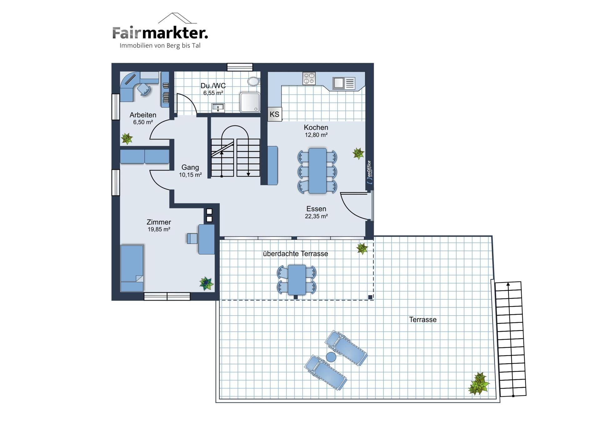 Grundriss des Obergeschosses mit offener Küche, Essbereich, Büro und großer überdachter Terrasse.