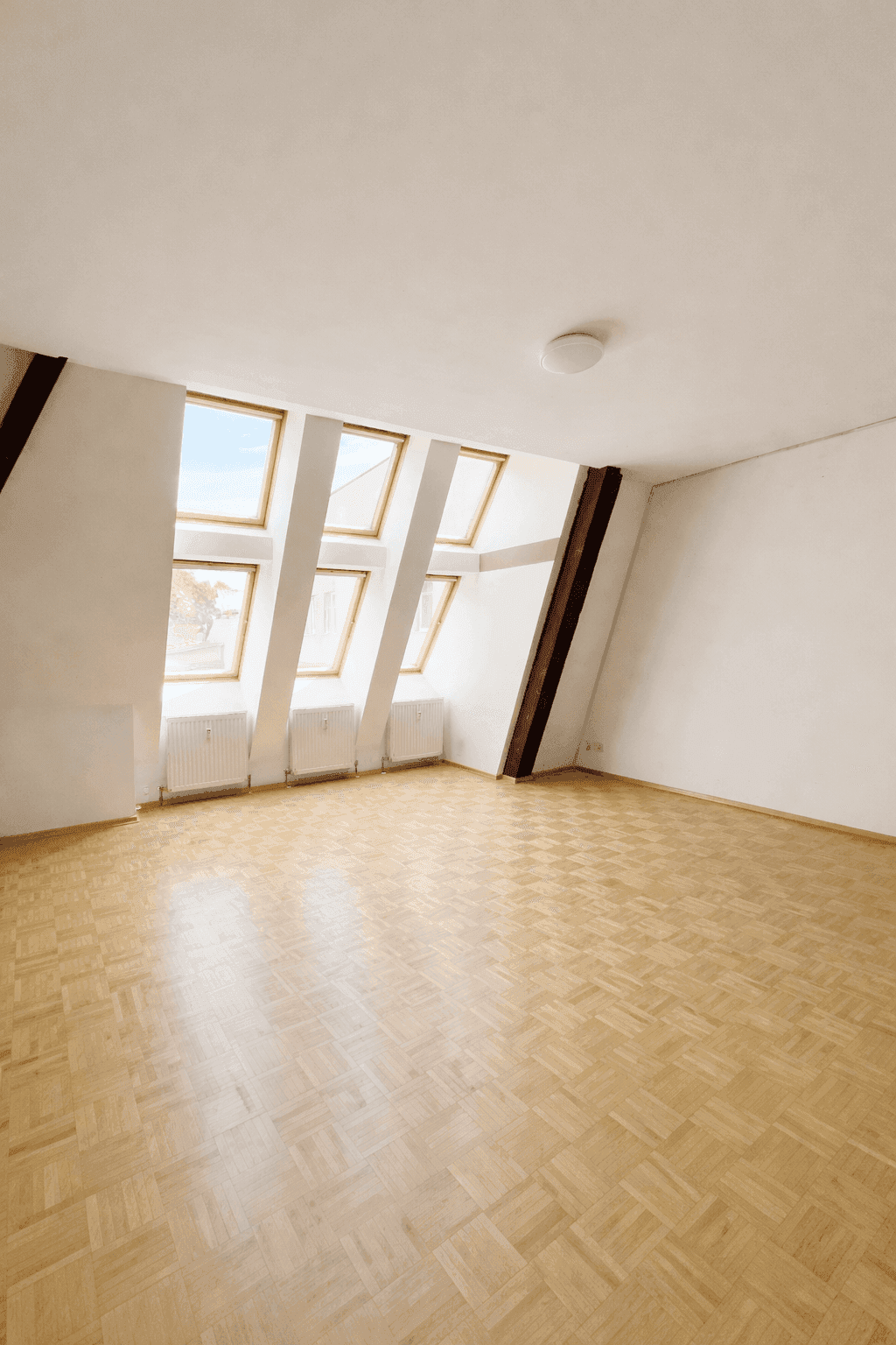 Lichtdurchflutete 2-Zimmer-Wohnung in ruhiger Lage in Voitsberg - Widok 4
