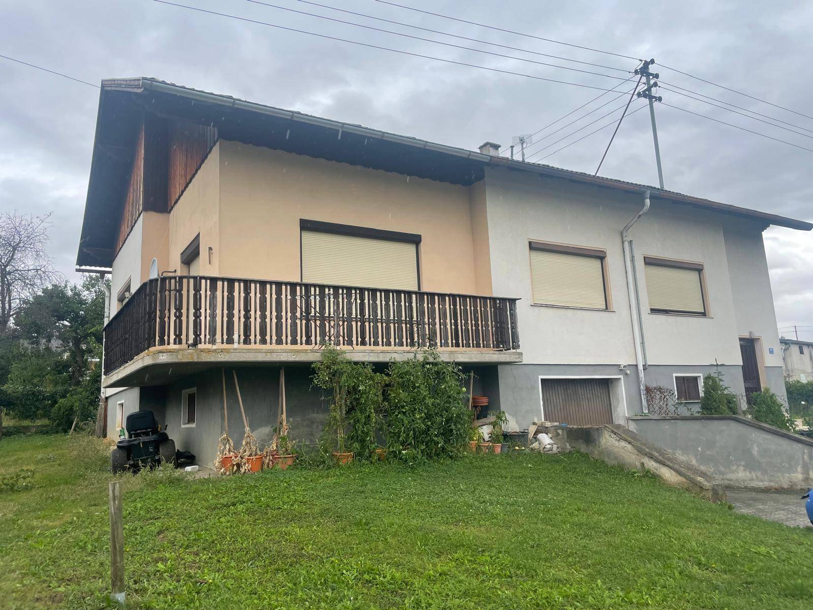 Einfamilienhaus in ruhiger und dennoch zentraler Lage – pohled 2