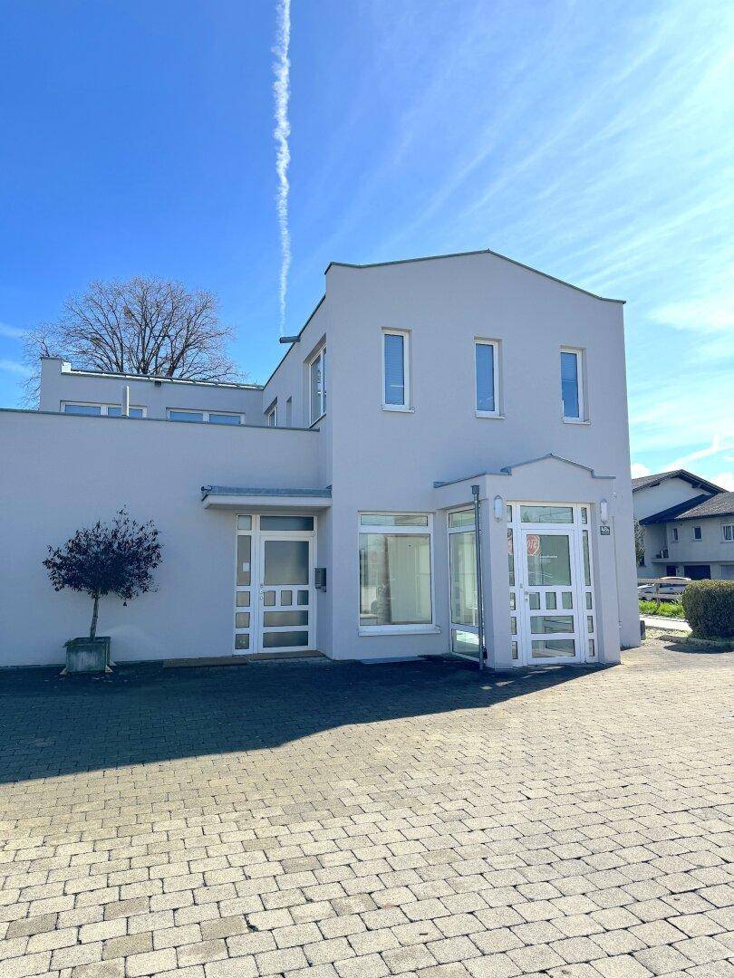 Super Räumlichkeiten mit viel Platz und guter Sichtbarkeit! - Ansicht 4