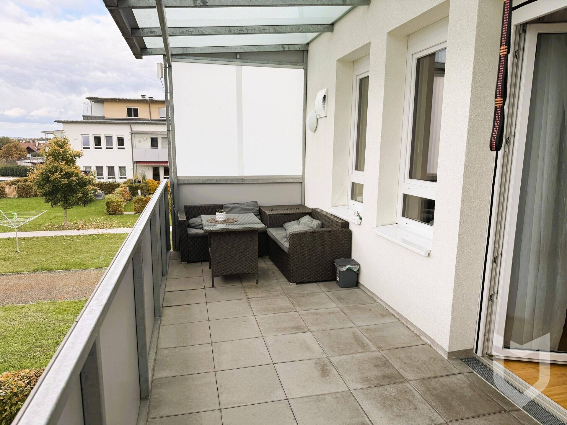 LOGGIA_1
