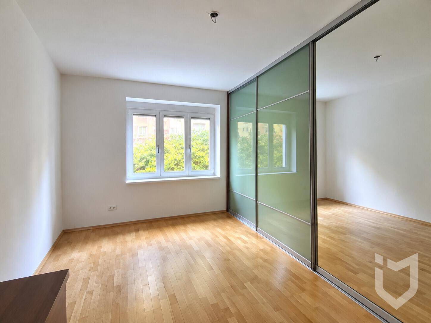 Schlafzimmer unmöbliert